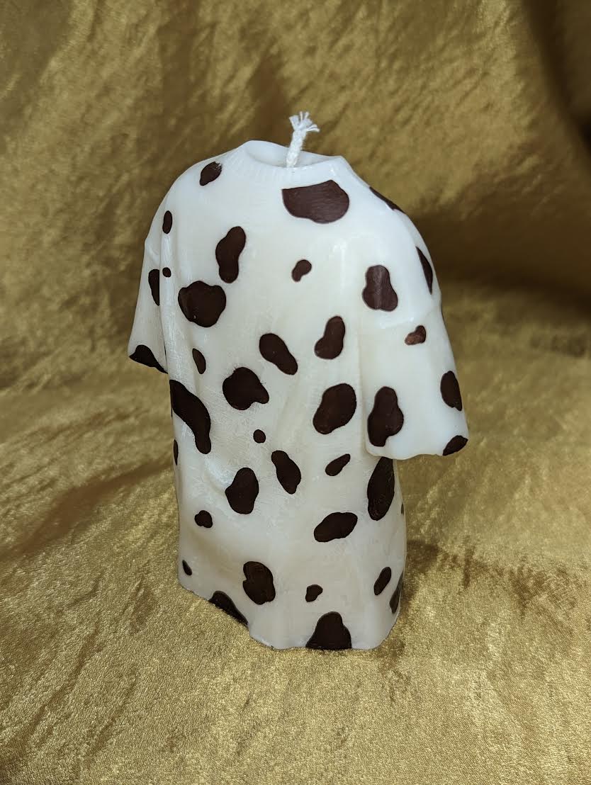 Cow print Tee Candle