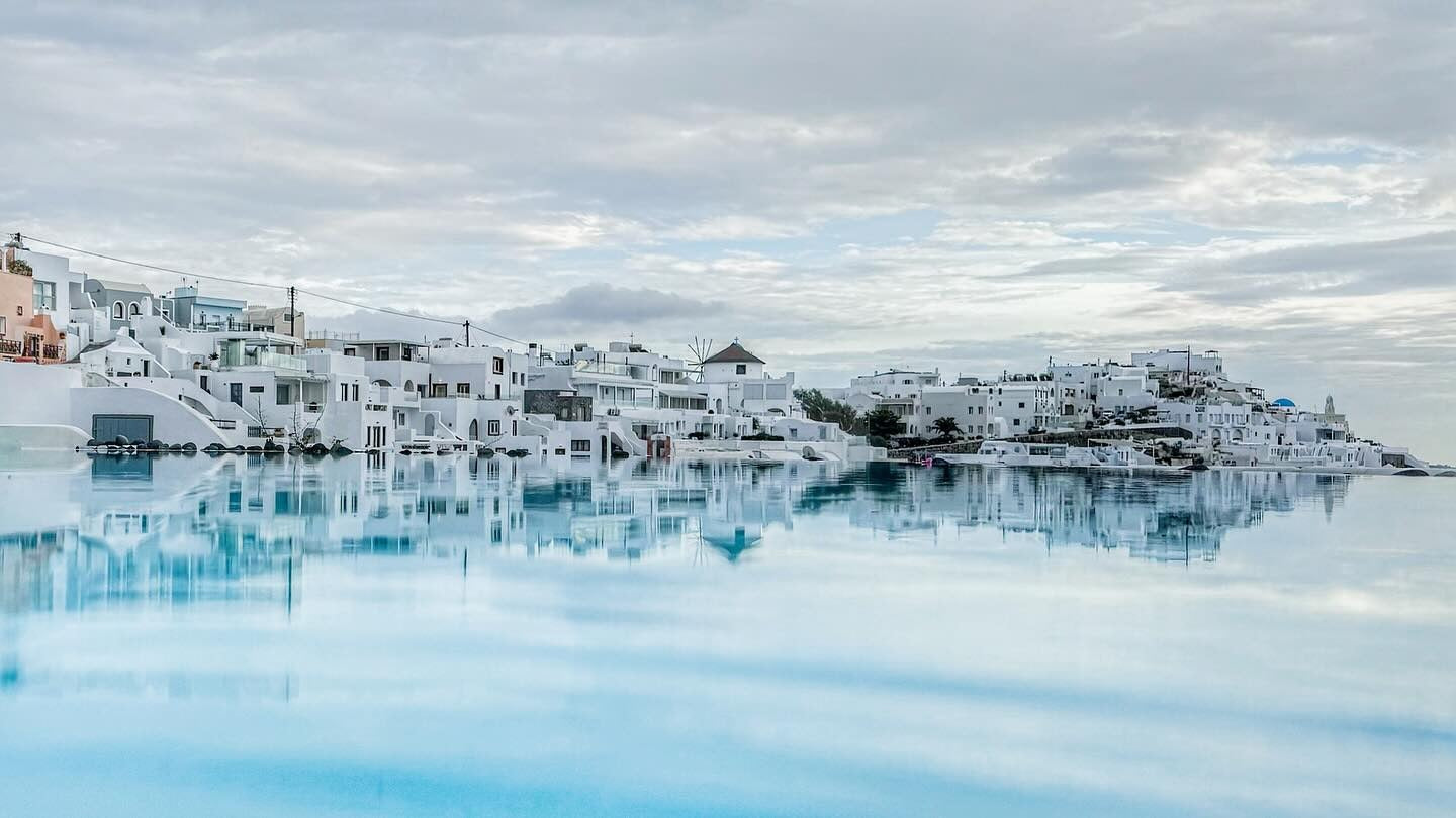 Wiz Eyes: Surreal Santorini