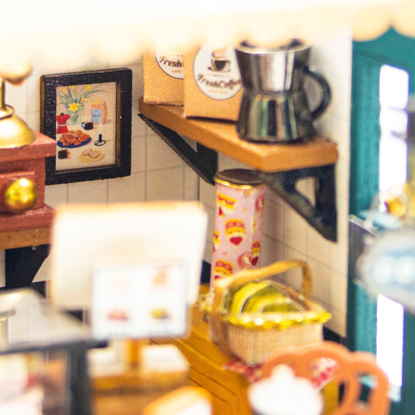DIY Miniature House Kit: Cream & Sugar