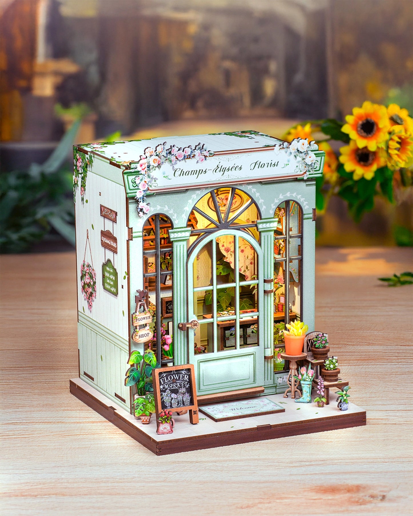 Champs-Élysées Florist - DIY Book Nook Kit (Miniature Flower Shop)