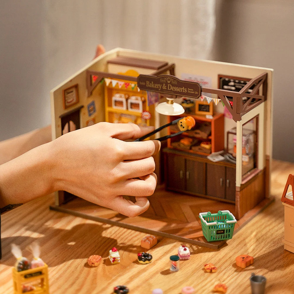 DIY Miniature House Kit Build Event