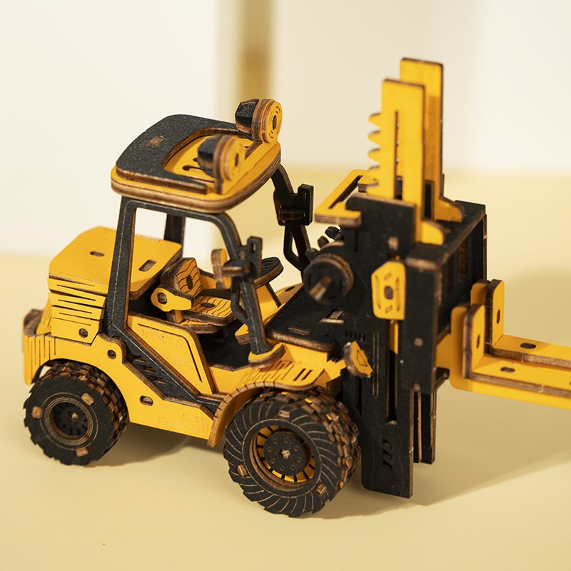 Forklift Engineering Vehicle 3D Wooden Puzzle TG413K