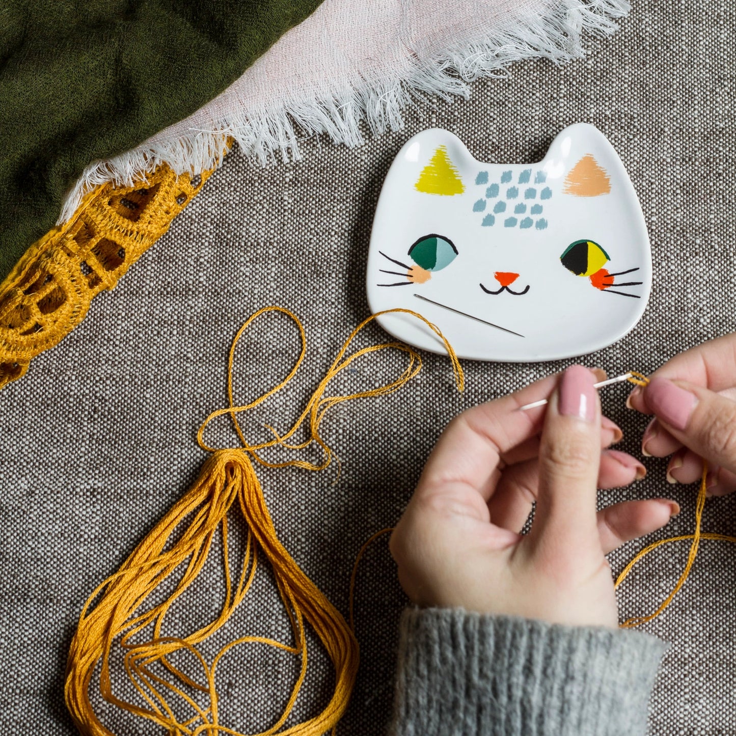 Meow Meow Cat Shaped Ceramic Trinket Tray