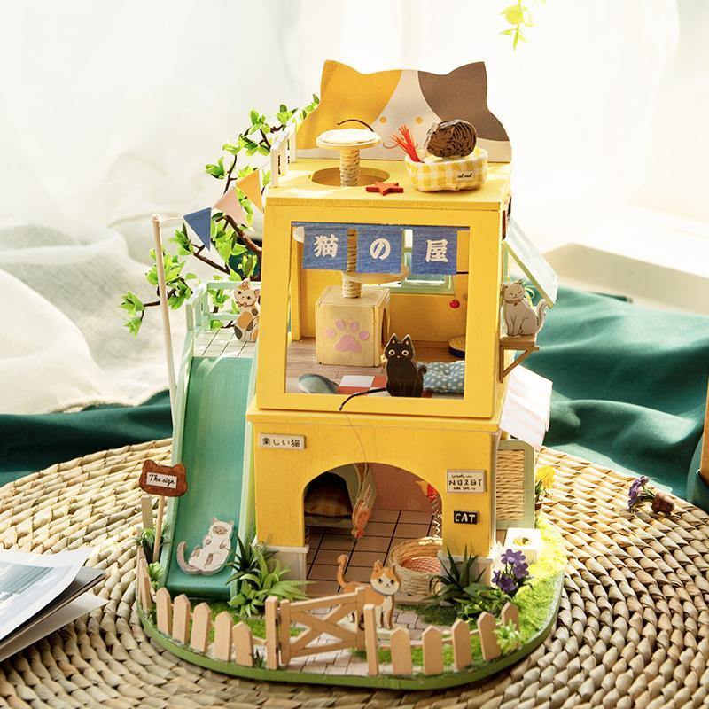 DG149 Cat House DIY Miniature House